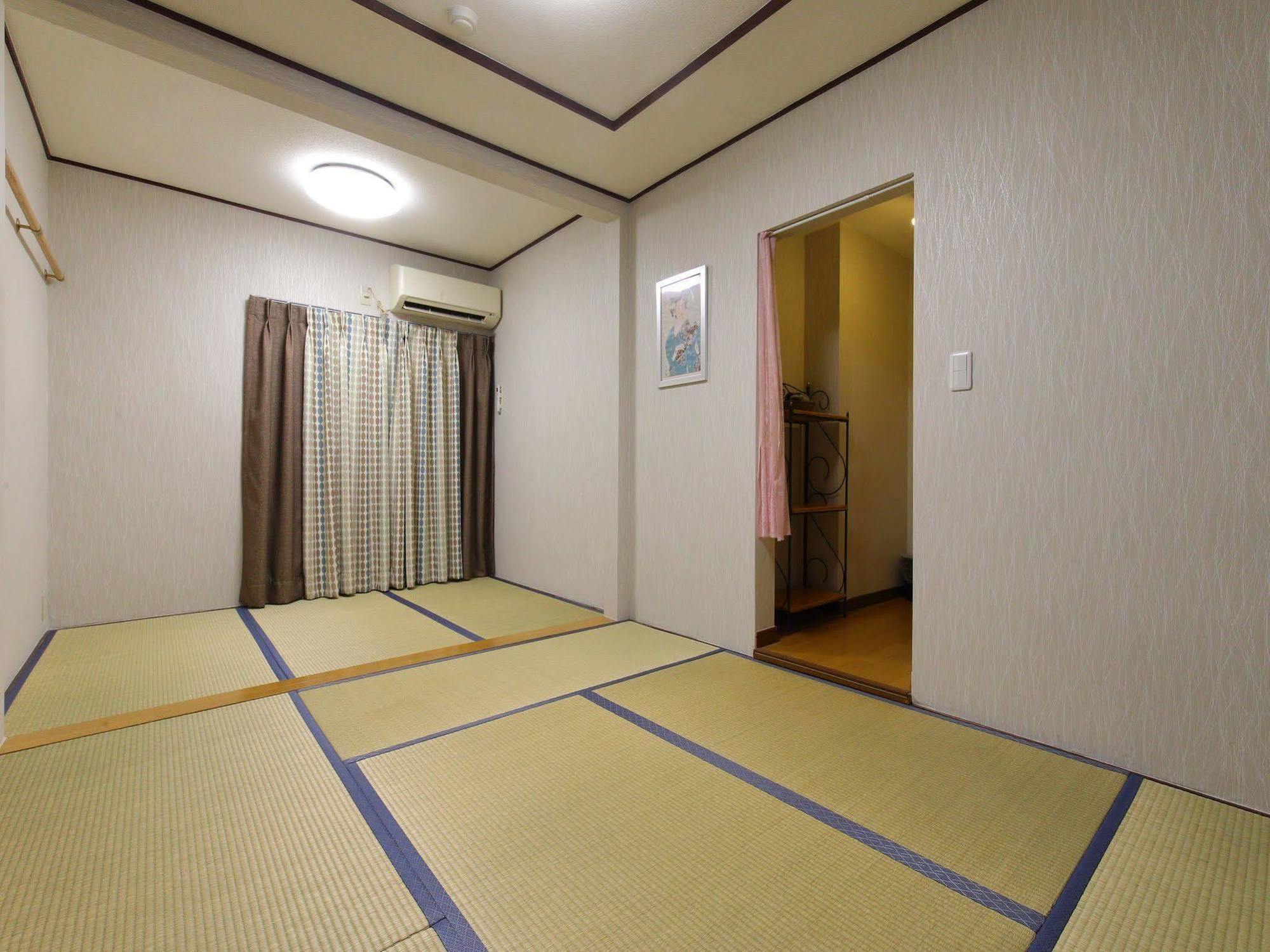 Haru Hotel Tokyo Esterno foto